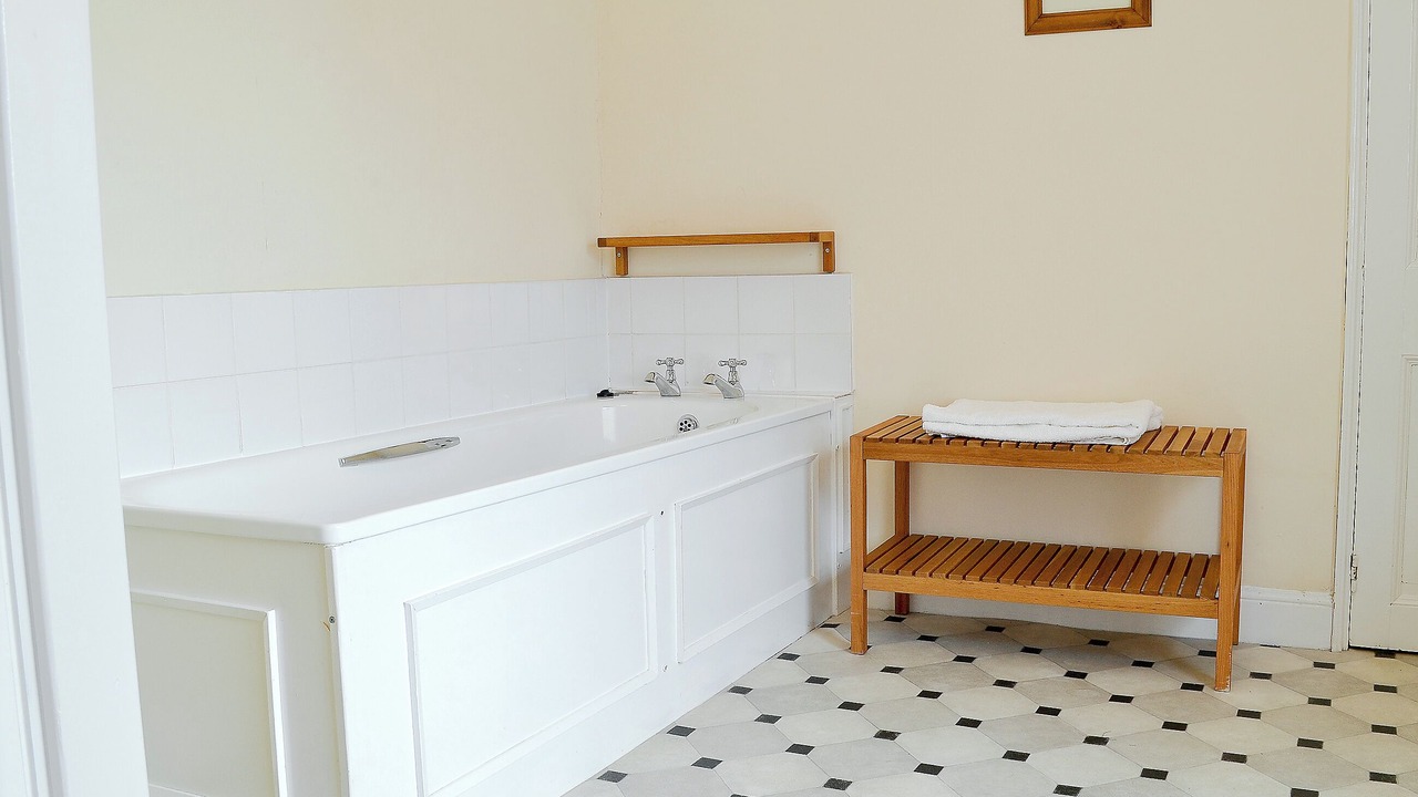 Photo of Bathroom in Tilney Fen End