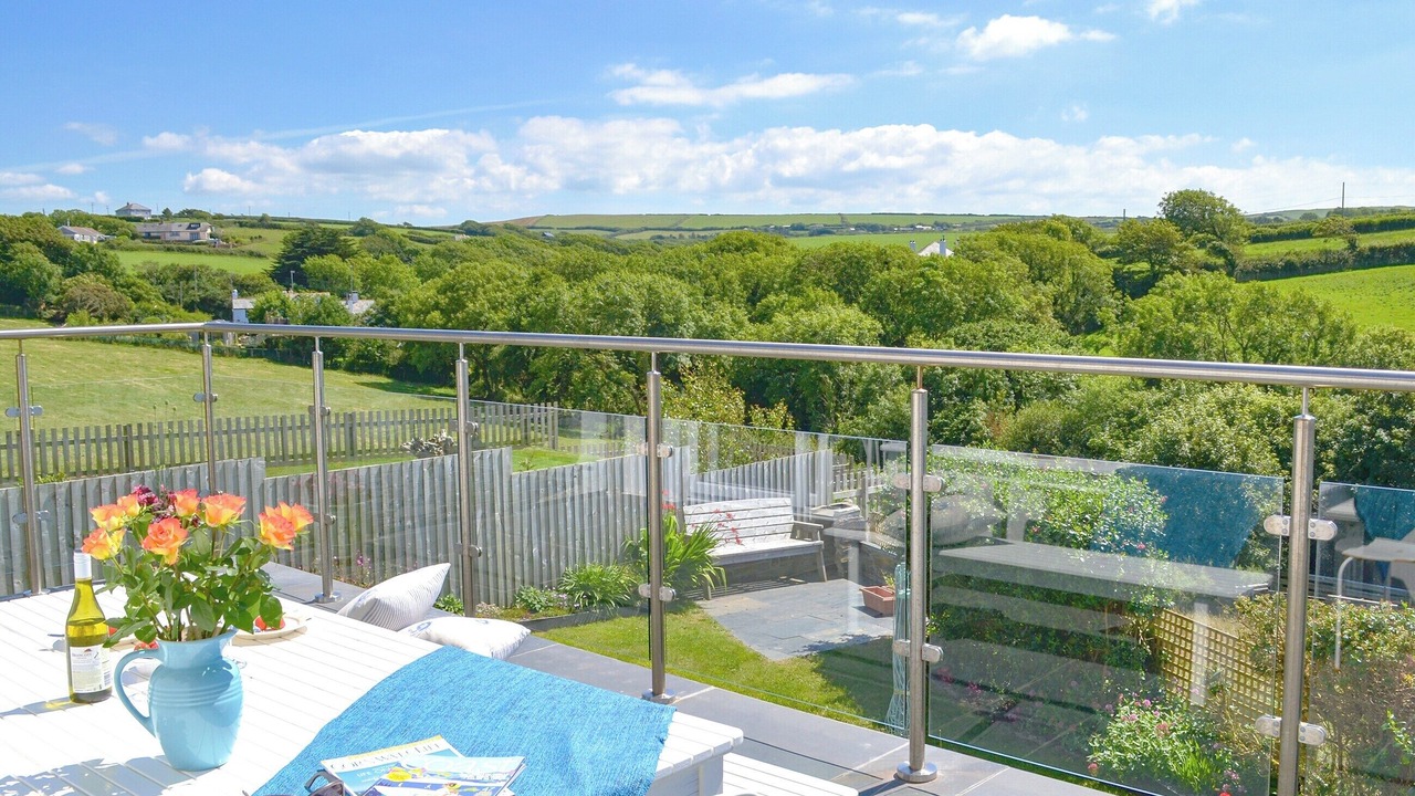 Photo of Patio Balcony in Saint Gennys