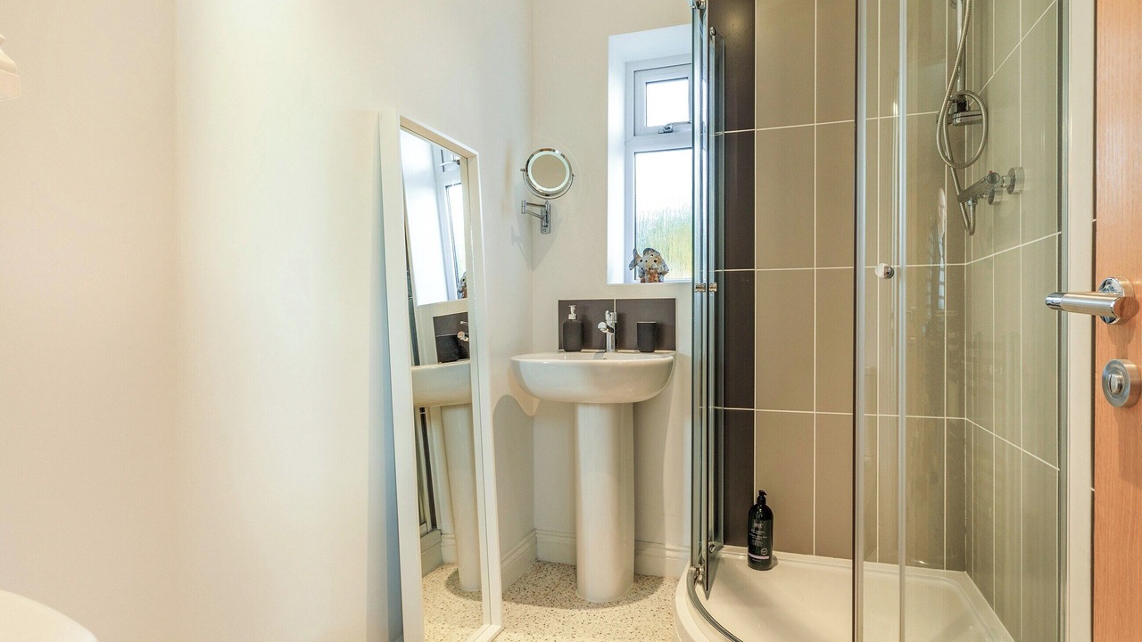 Photo of Others in Brean