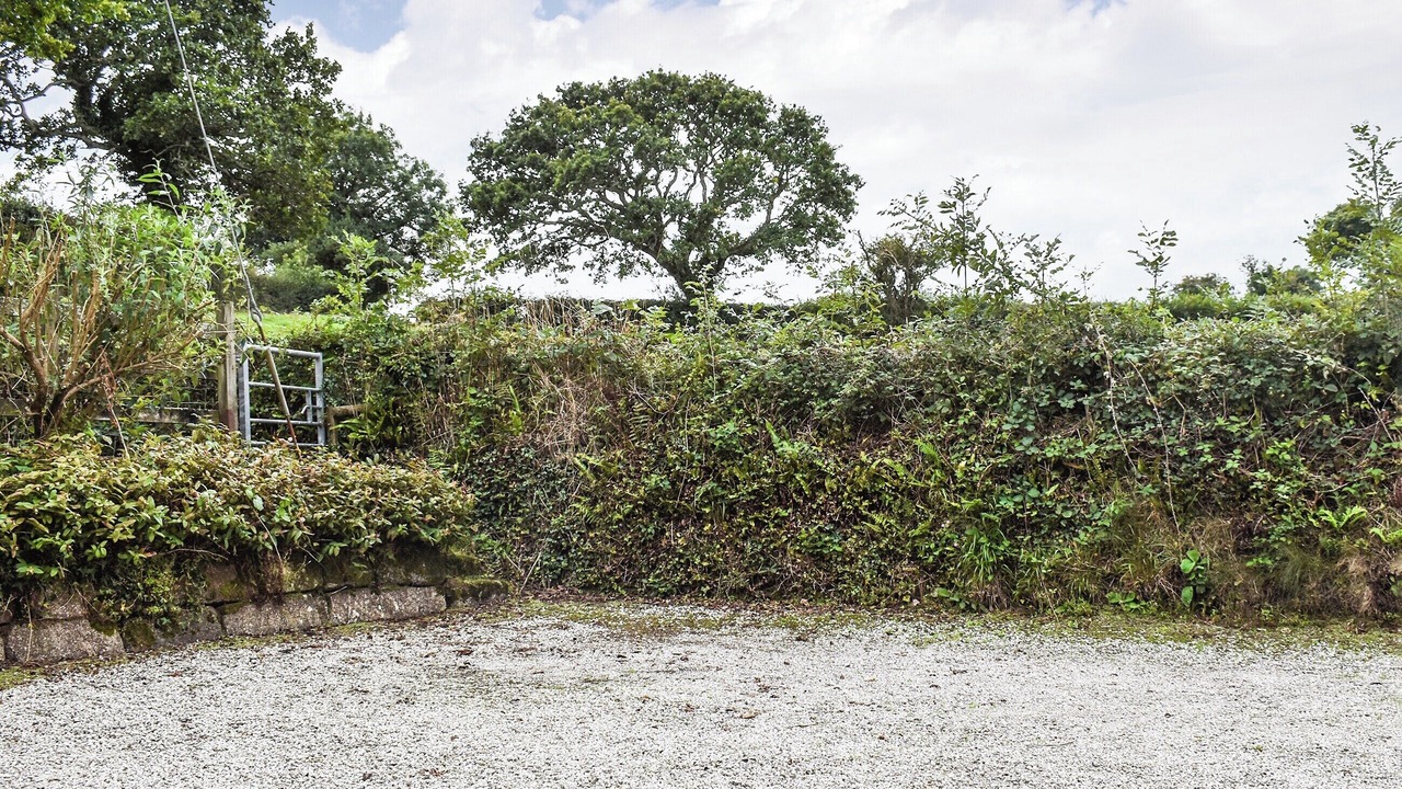 Photo of Others in Mabe