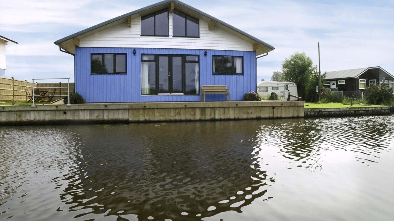 Photo of Others in Irstead