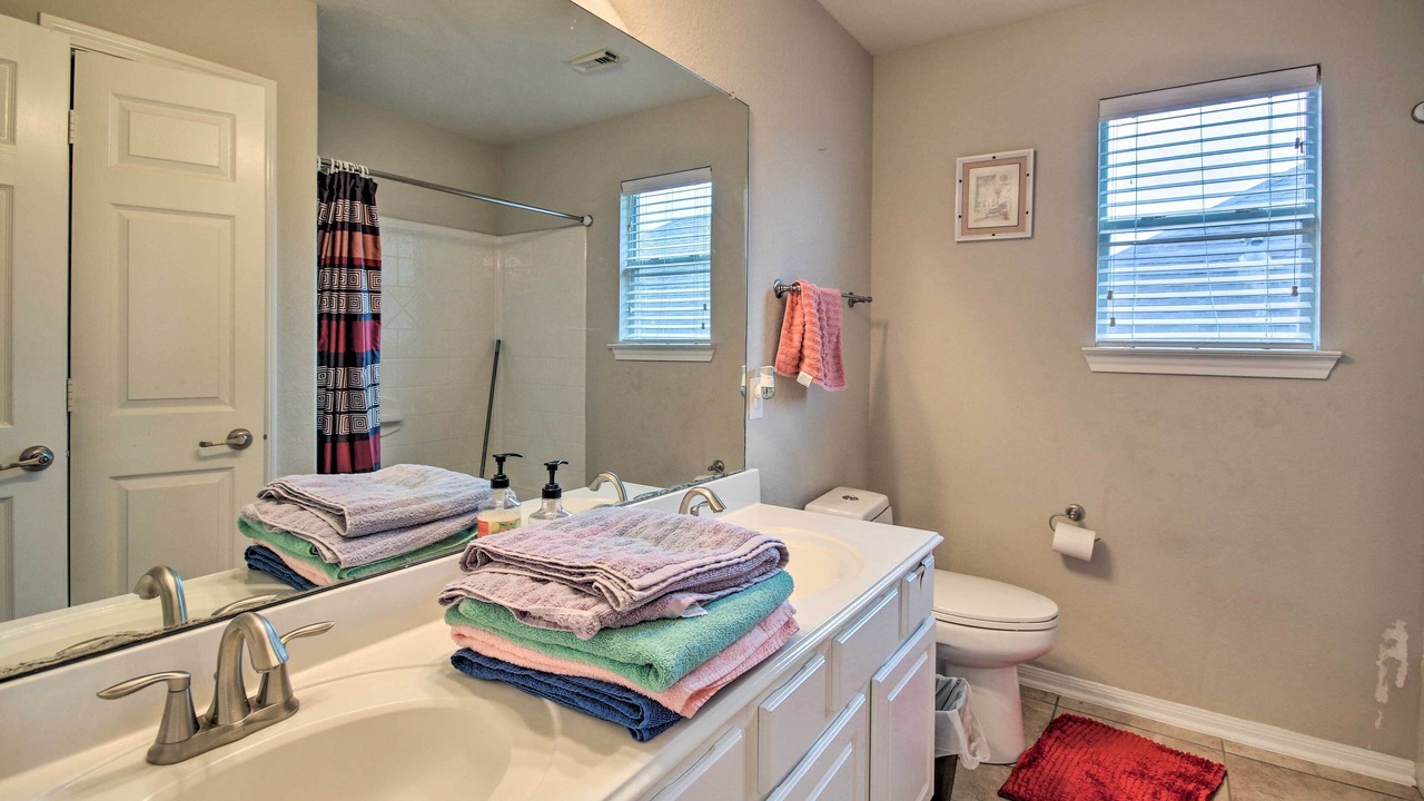 Photo of Bathroom in Clodine
