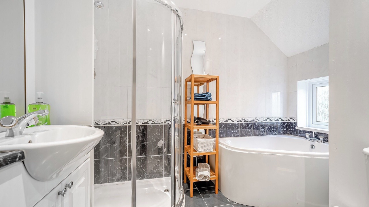 Photo of Bathroom in Largs