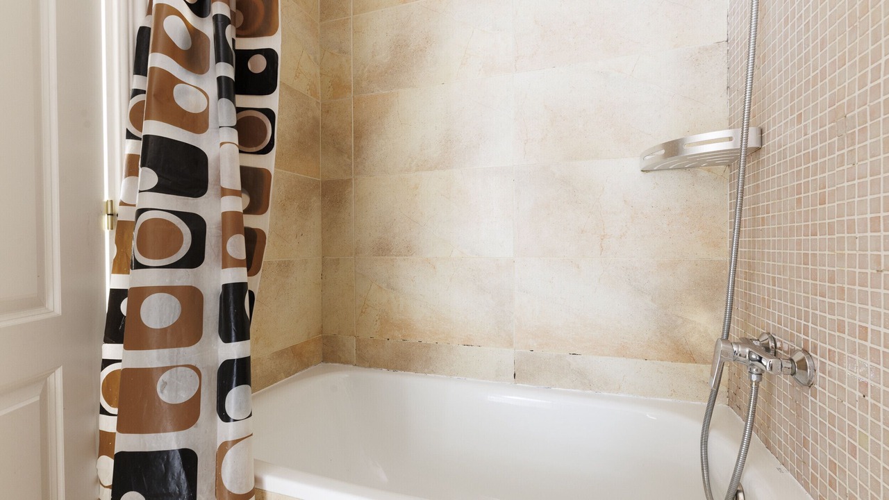 Photo of Bathroom in Sants