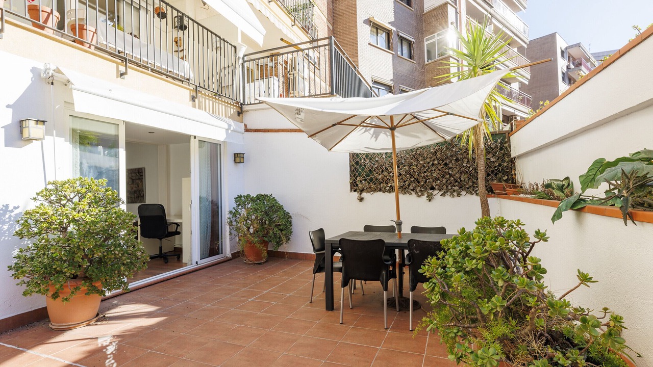 Photo of Outdoor in Sants