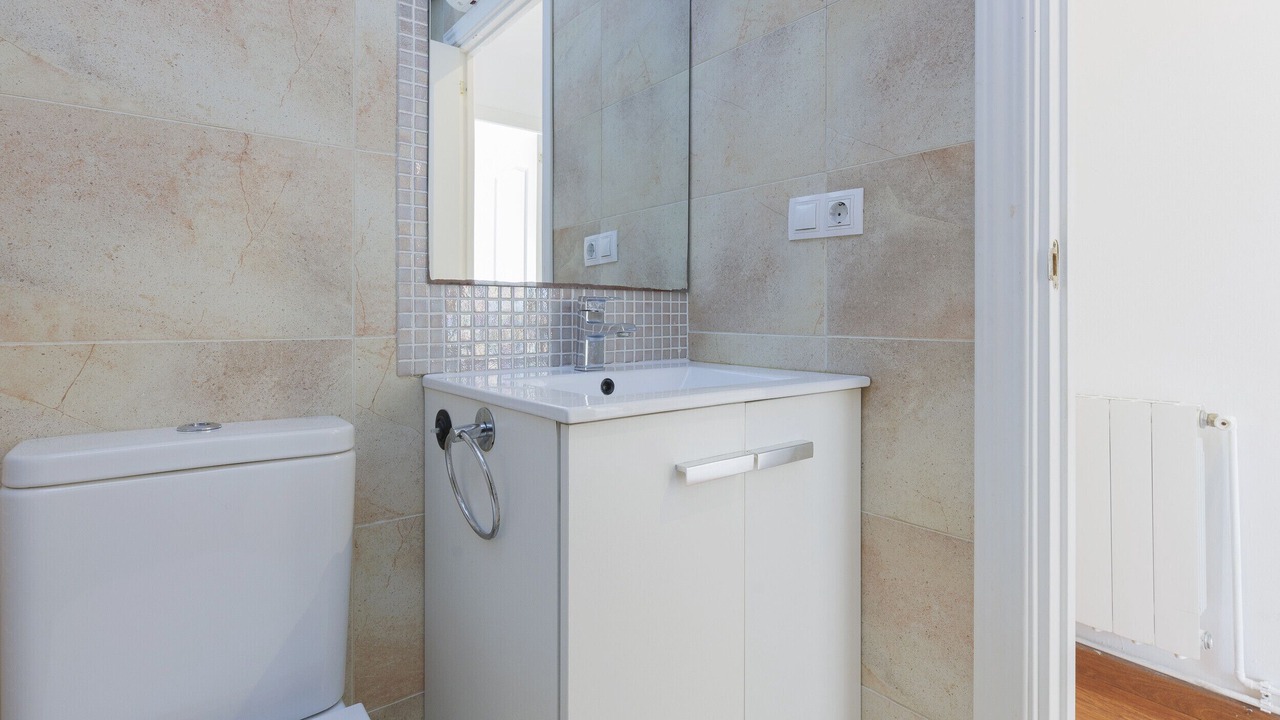 Photo of Bathroom in Sants