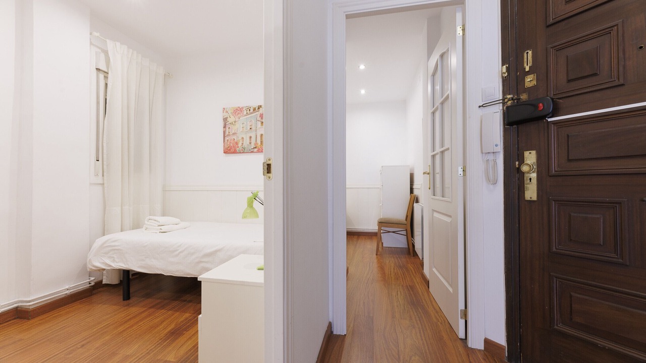 Photo of Bedroom in Sants