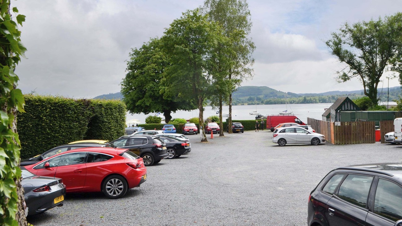 Photo of Others in Waterhead