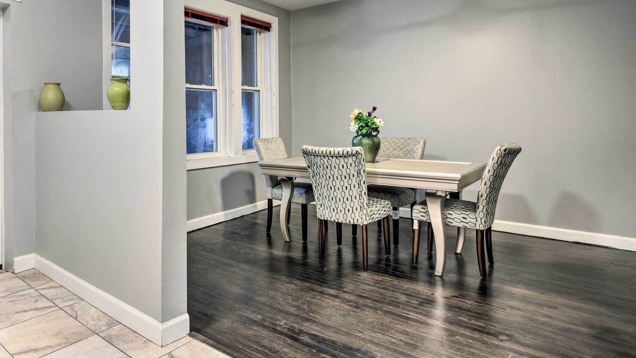 Photo of Livingroom in South Austin