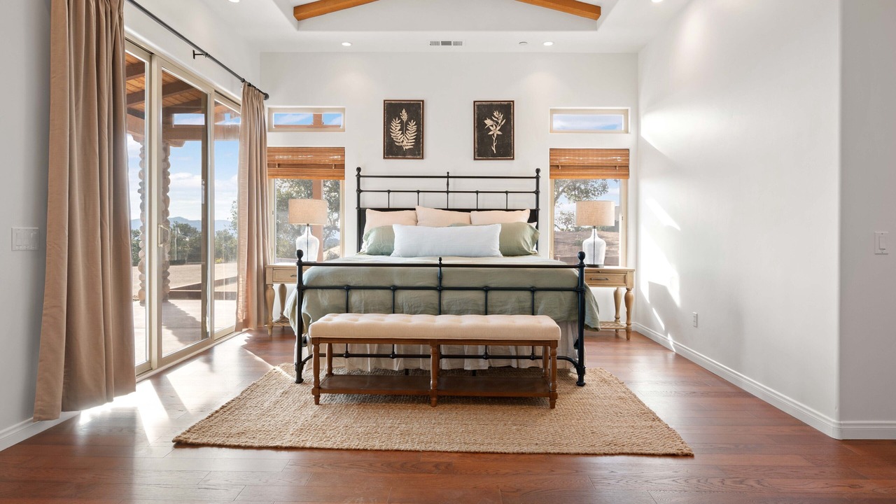 Photo of Bedroom in Lompoc