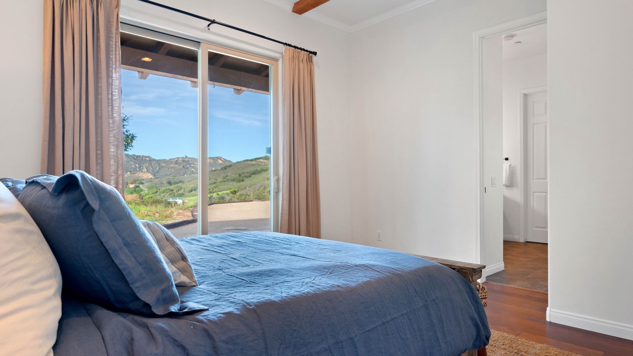 Photo of Bedroom in Lompoc