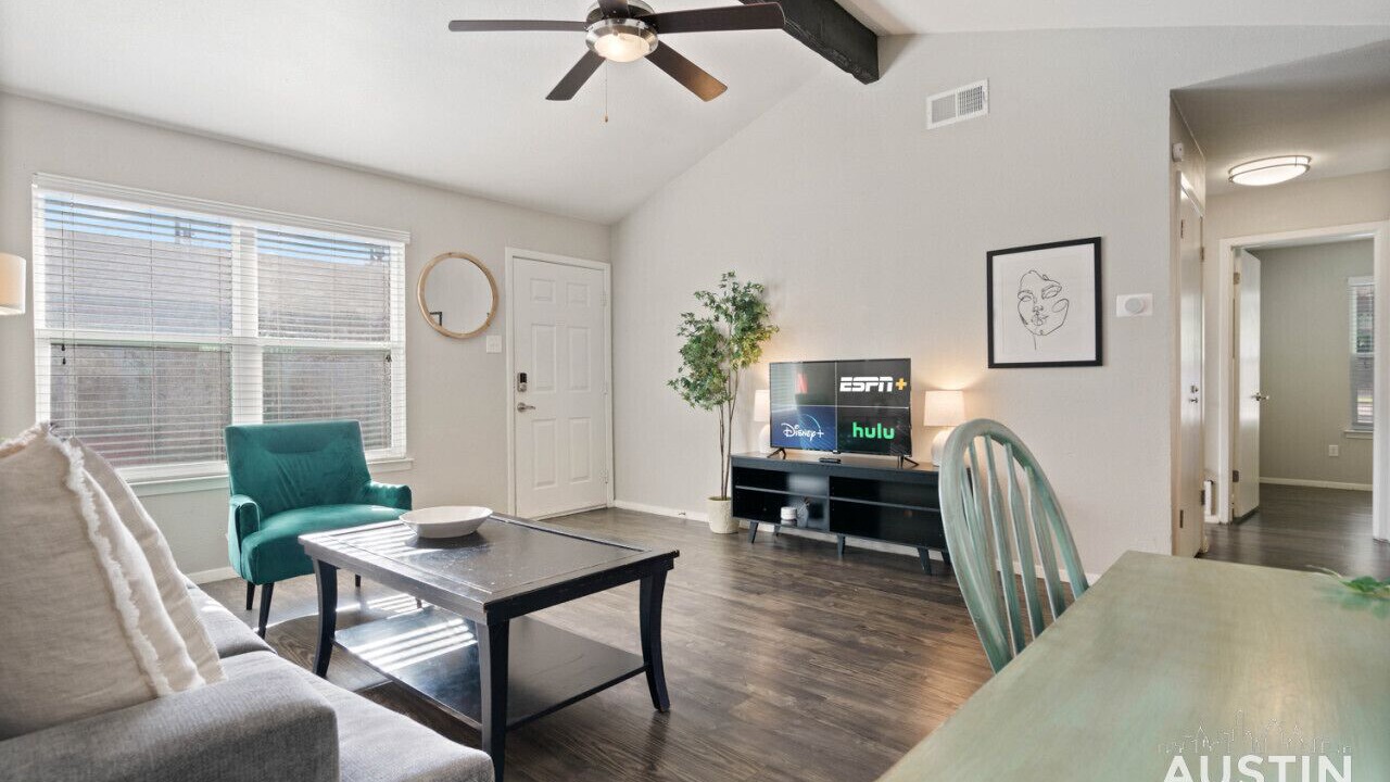 Photo of Bedroom in Zilker