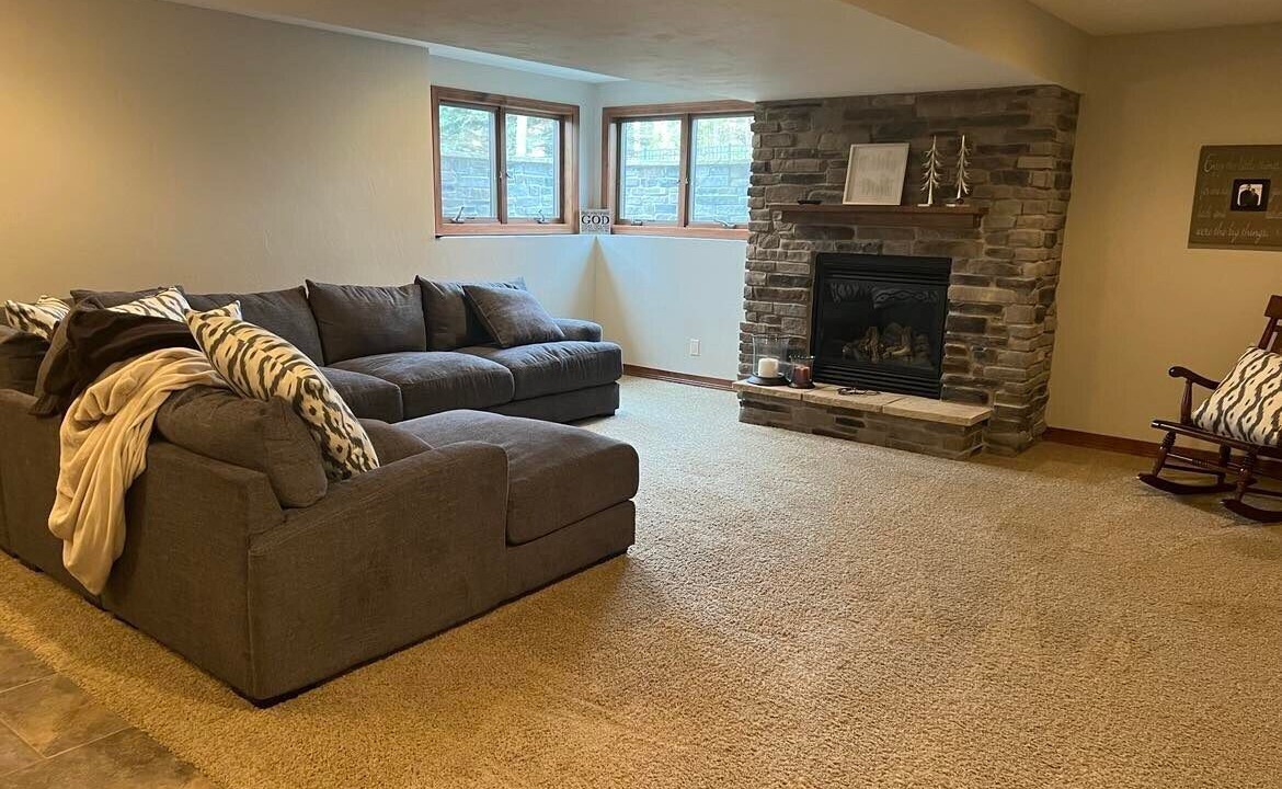 Photo of Livingroom in Neenah