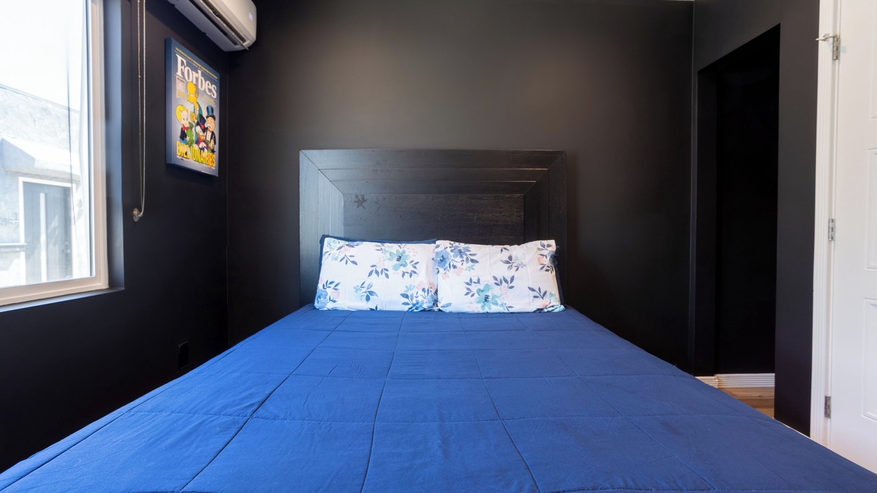 Photo of Bedroom in Los Angeles