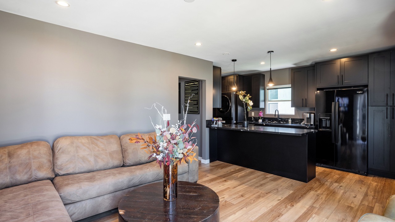 Photo of Livingroom in Los Angeles