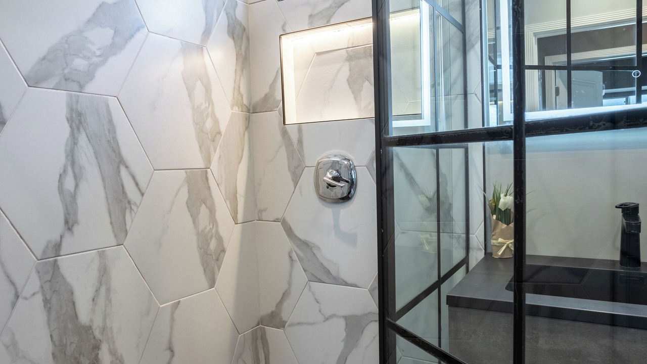 Photo of Bathroom in Los Angeles