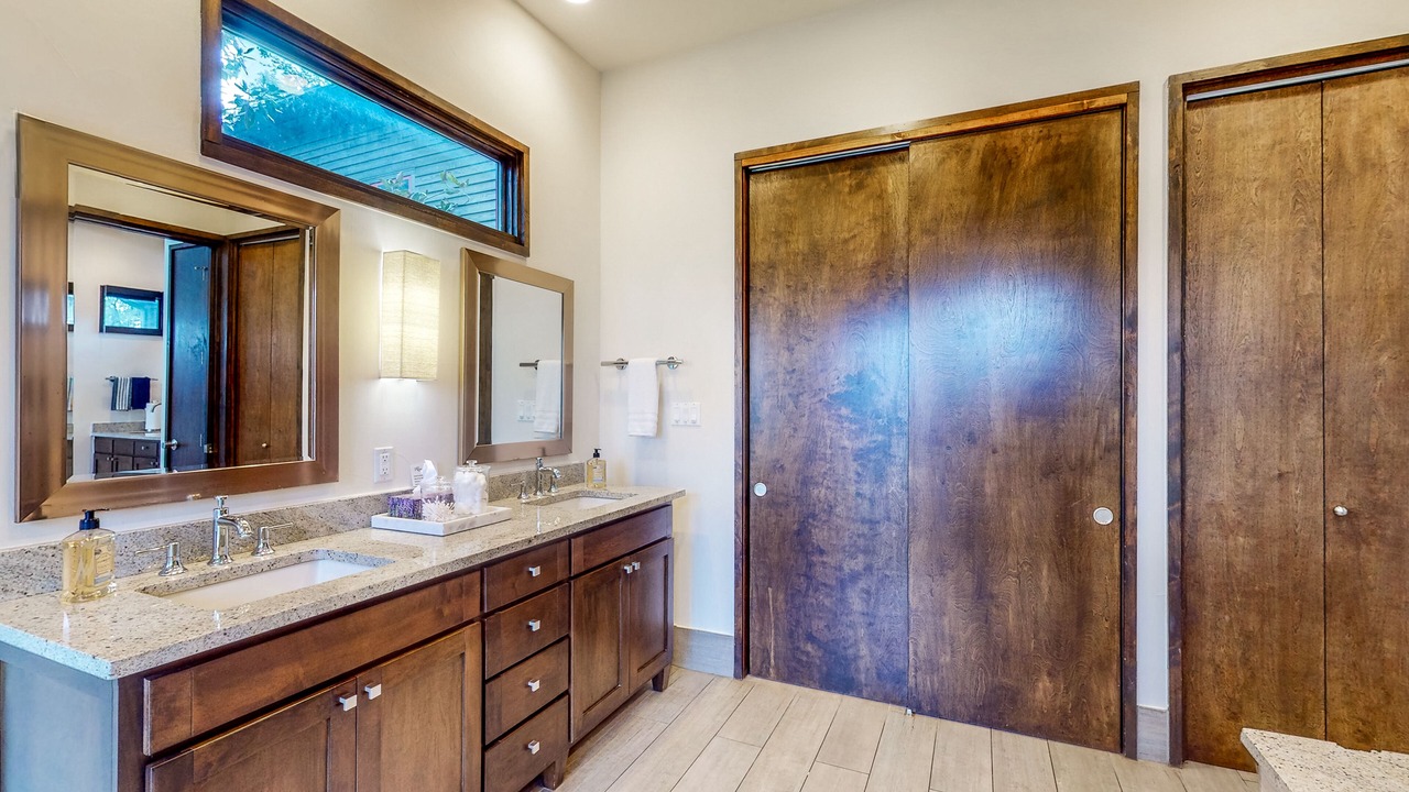 Photo of Bathroom in Spicewood