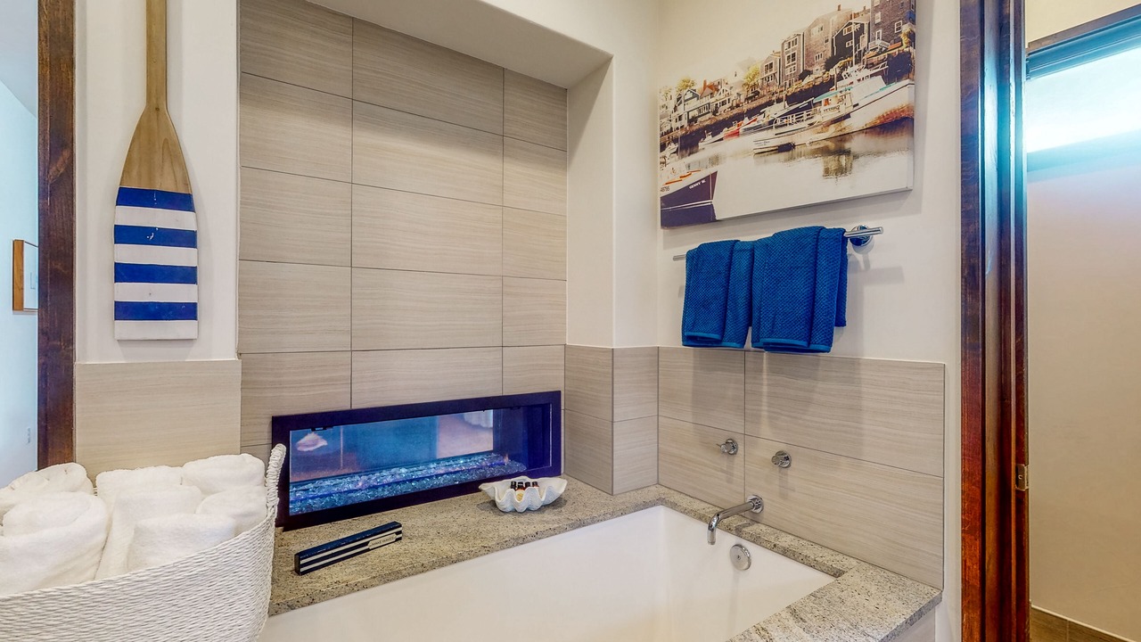 Photo of Bathroom in Spicewood