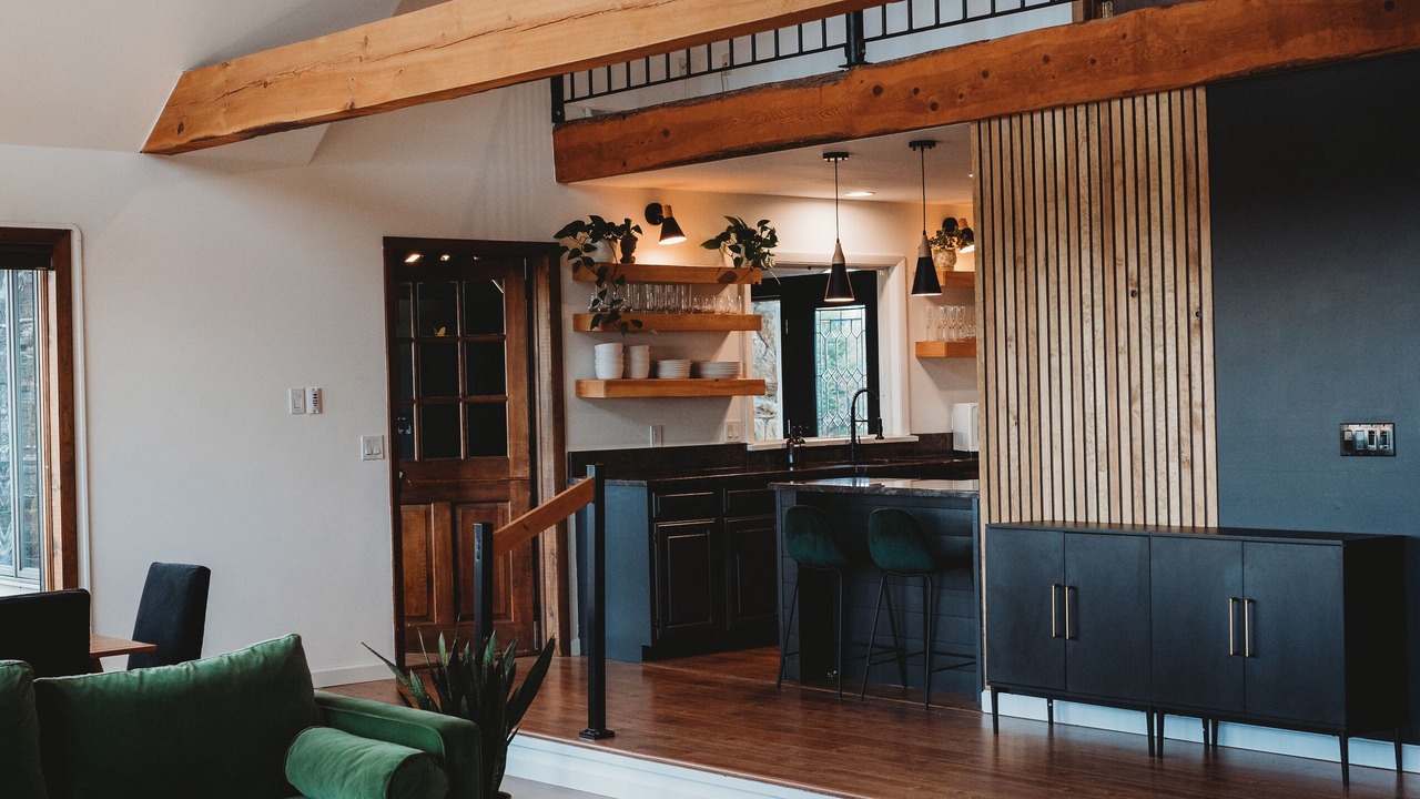 Photo of Others in Central Bridge