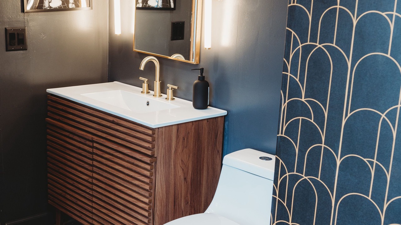 Photo of Bathroom in Central Bridge