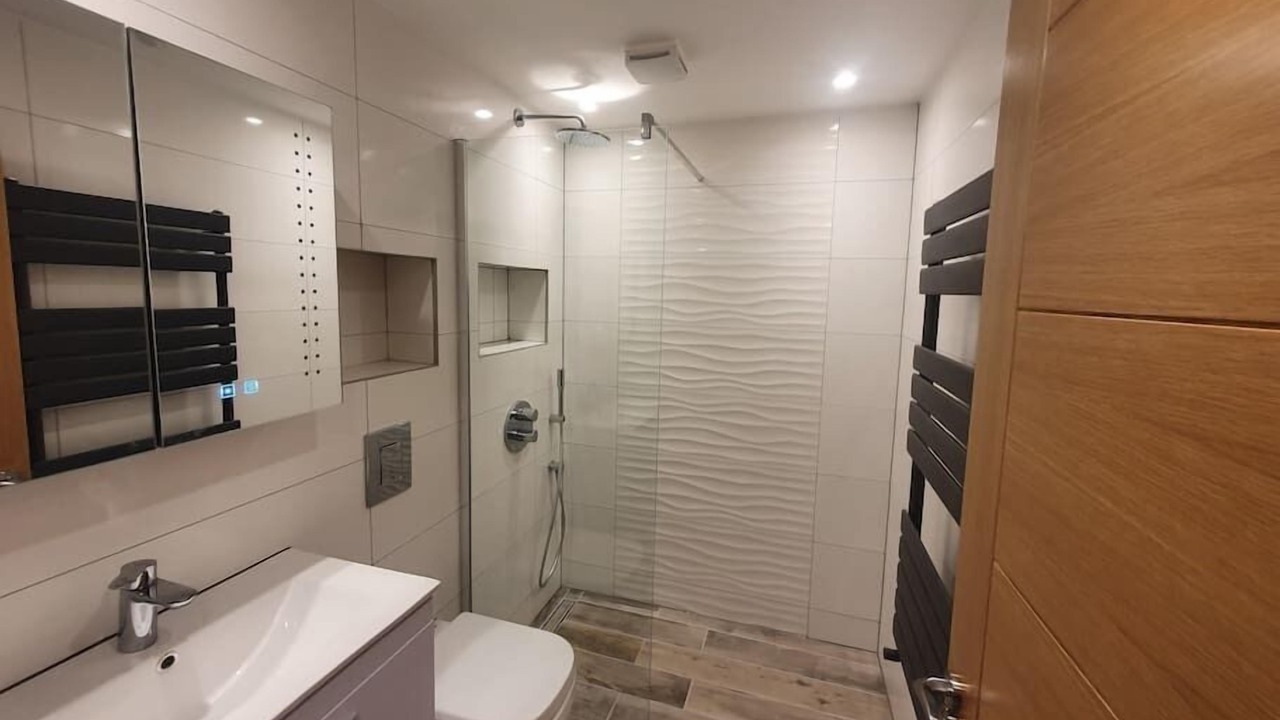 Photo of Others in Luton