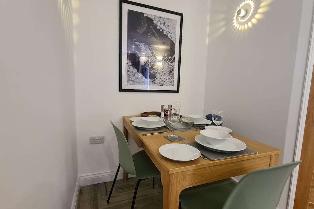 Photo of Others in Luton