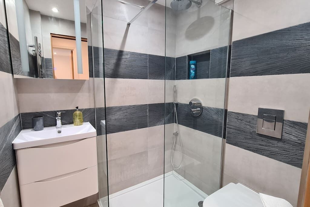 Photo of Others in Luton