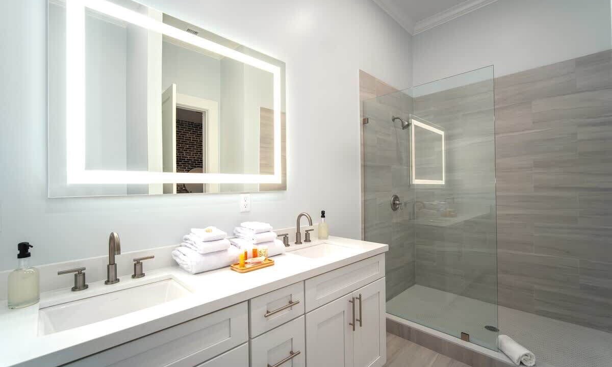 Photo of Bathroom in Historic Seaport