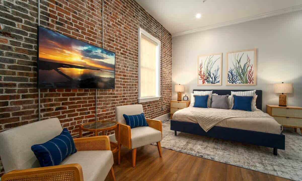 Photo of Bedroom in Historic Seaport
