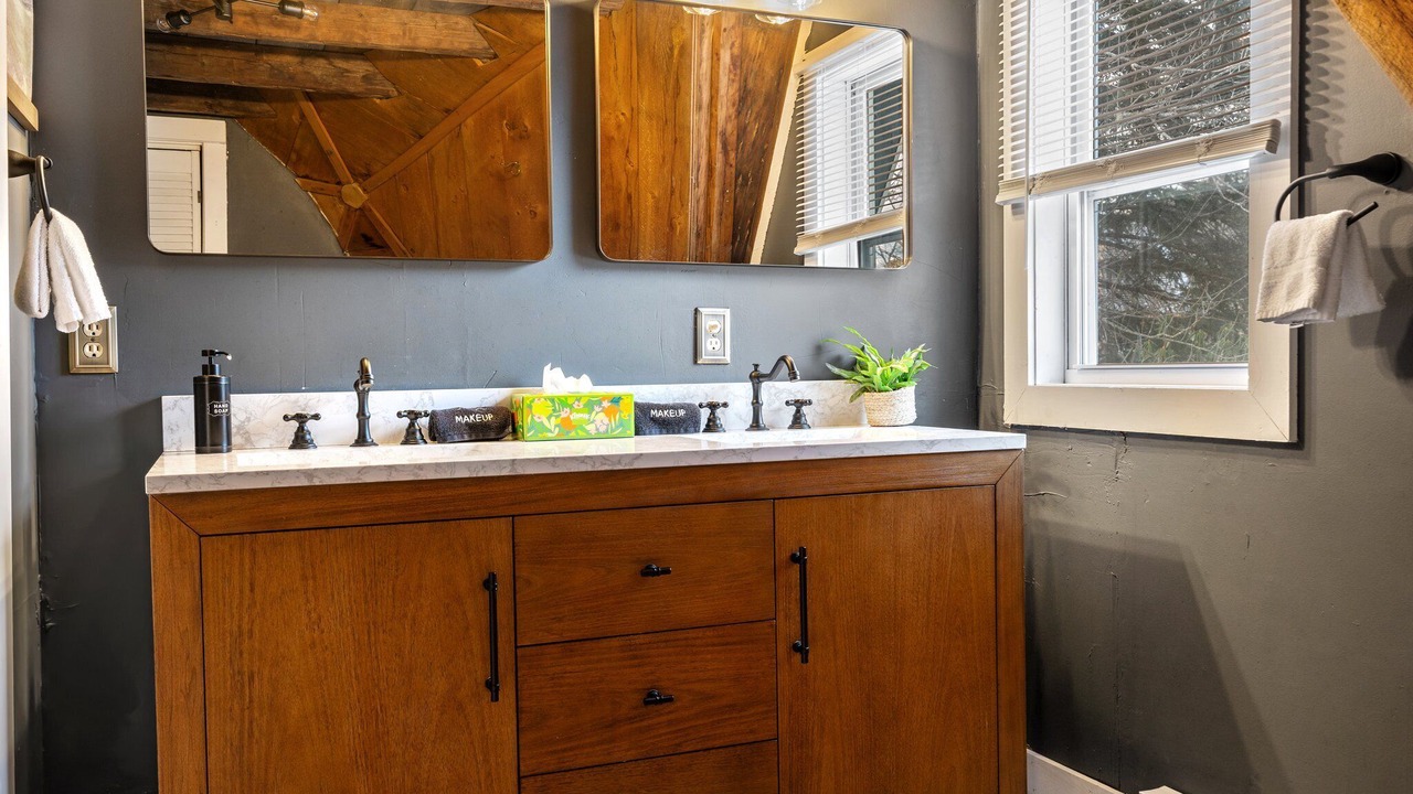 Photo of Bathroom in Milton