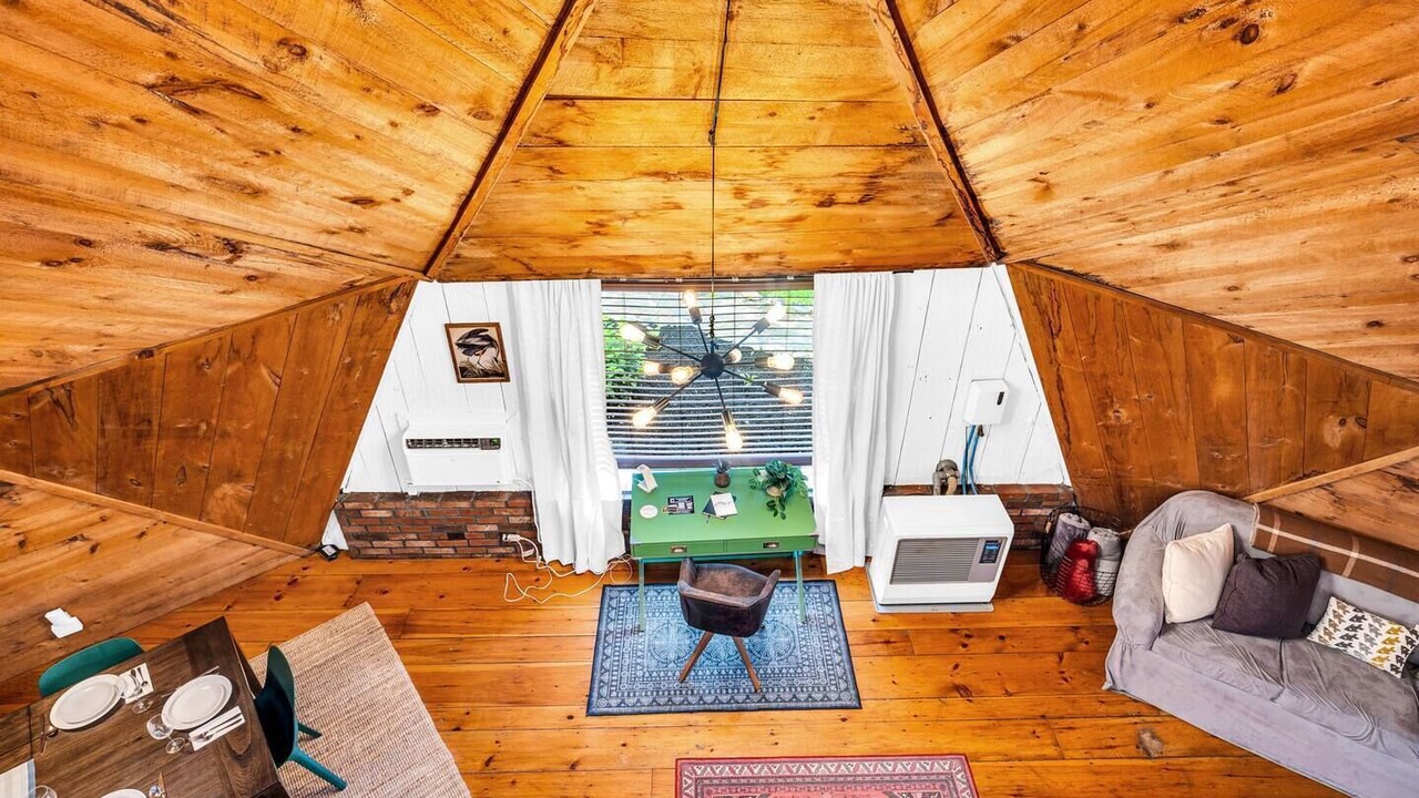 Photo of Bedroom in Milton