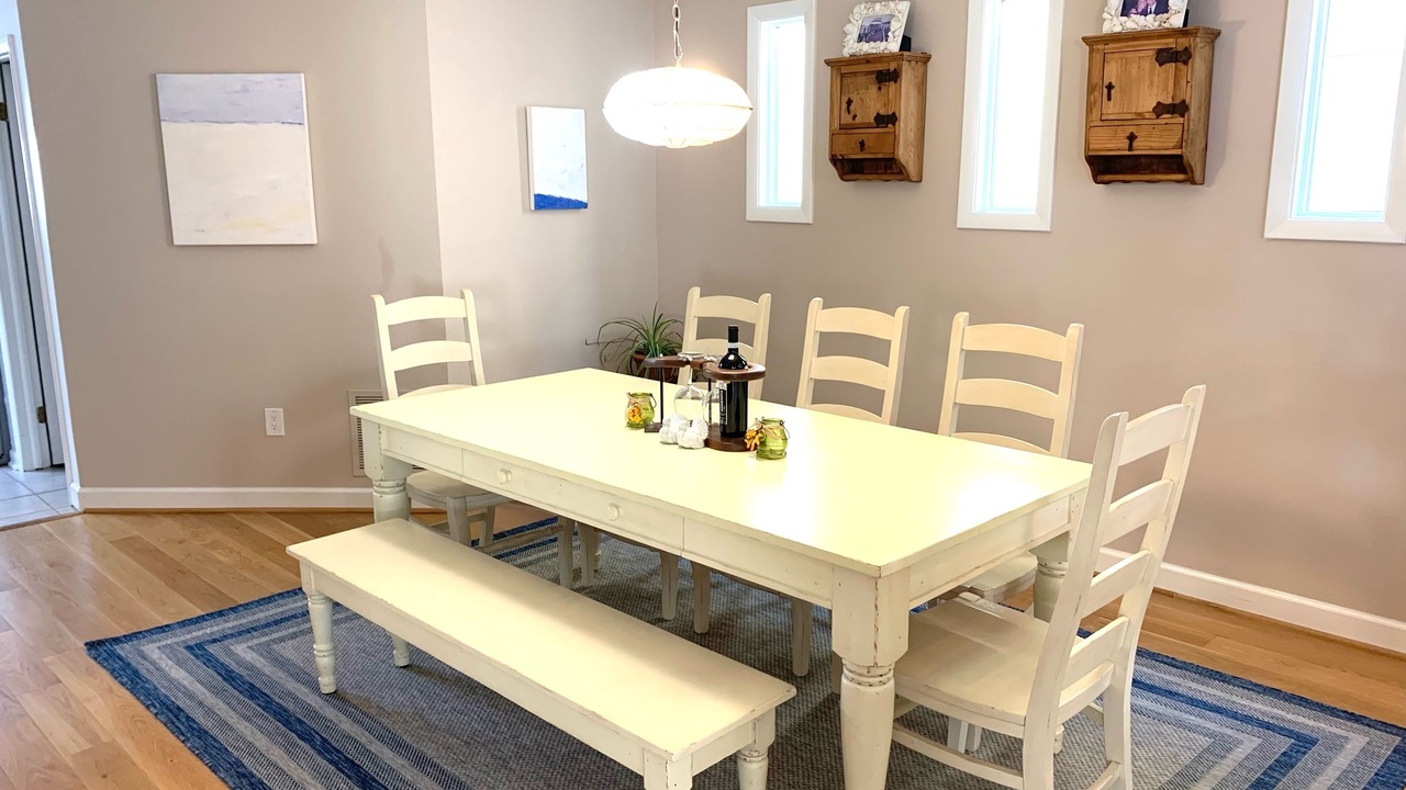Photo of Livingroom in Eastport