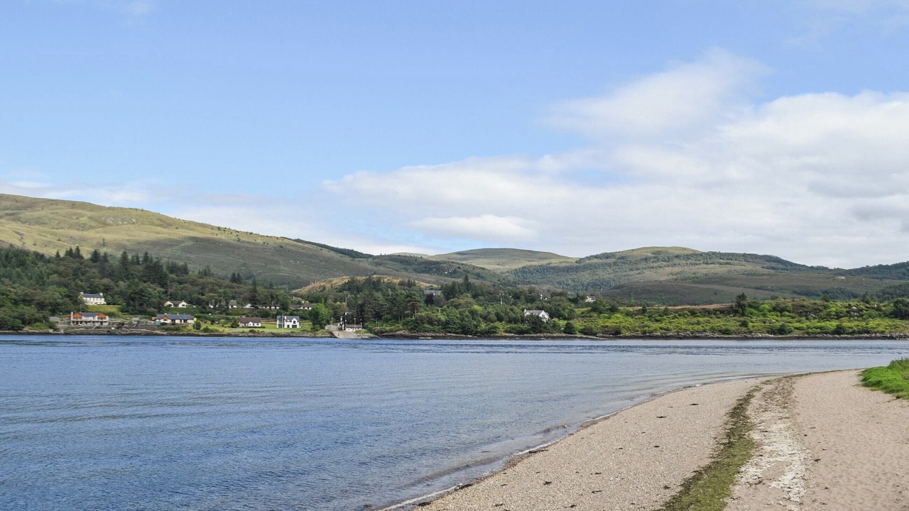 Photo of Others in Salen