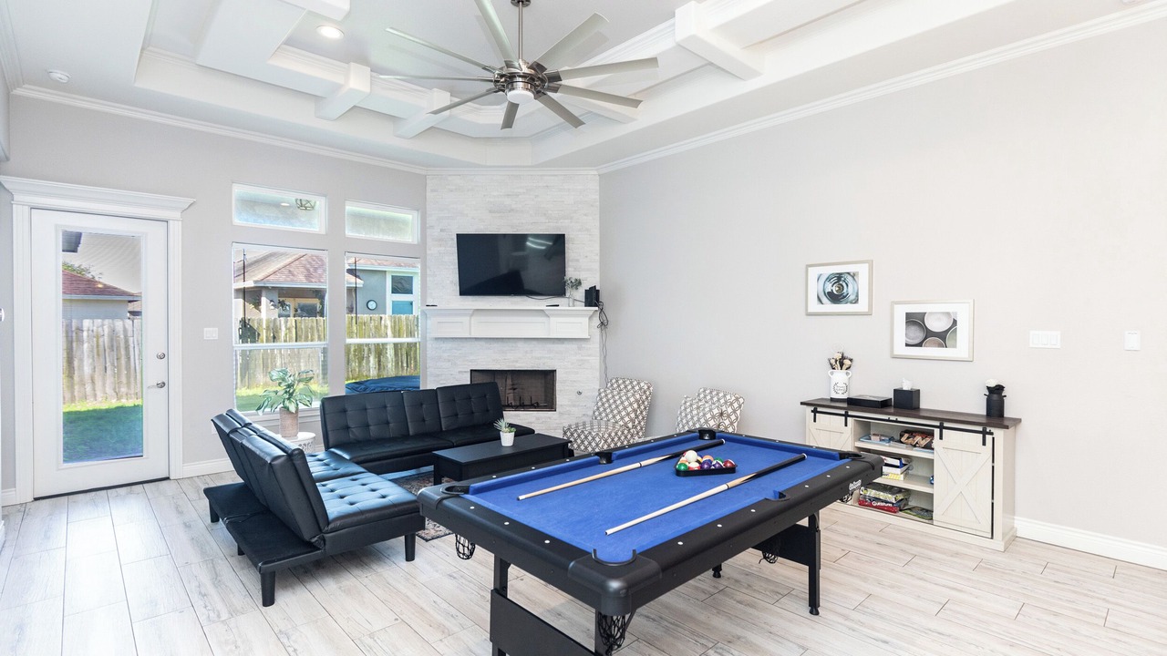 Photo of Livingroom in South Side