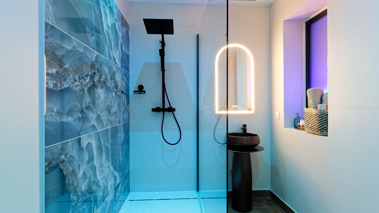 Photo of Bathroom in Saint-Martin-du-Littoral