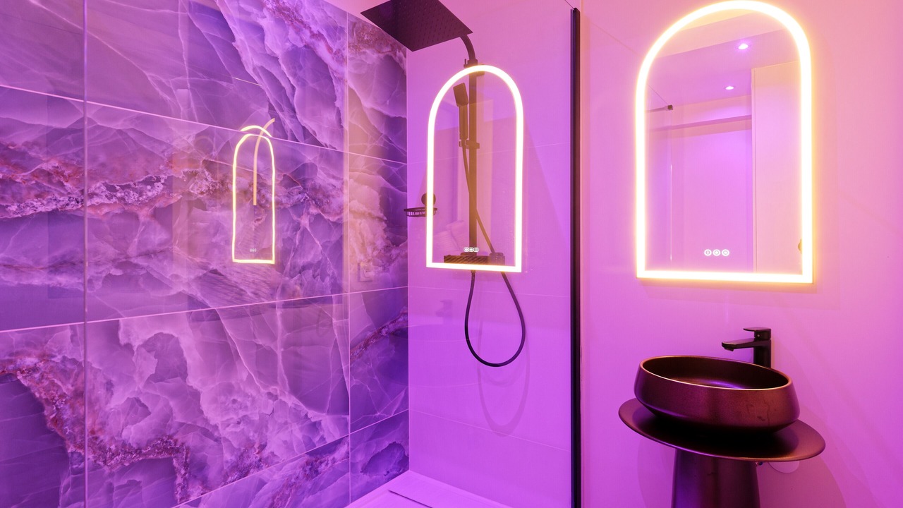 Photo of Bathroom in Saint-Martin-du-Littoral