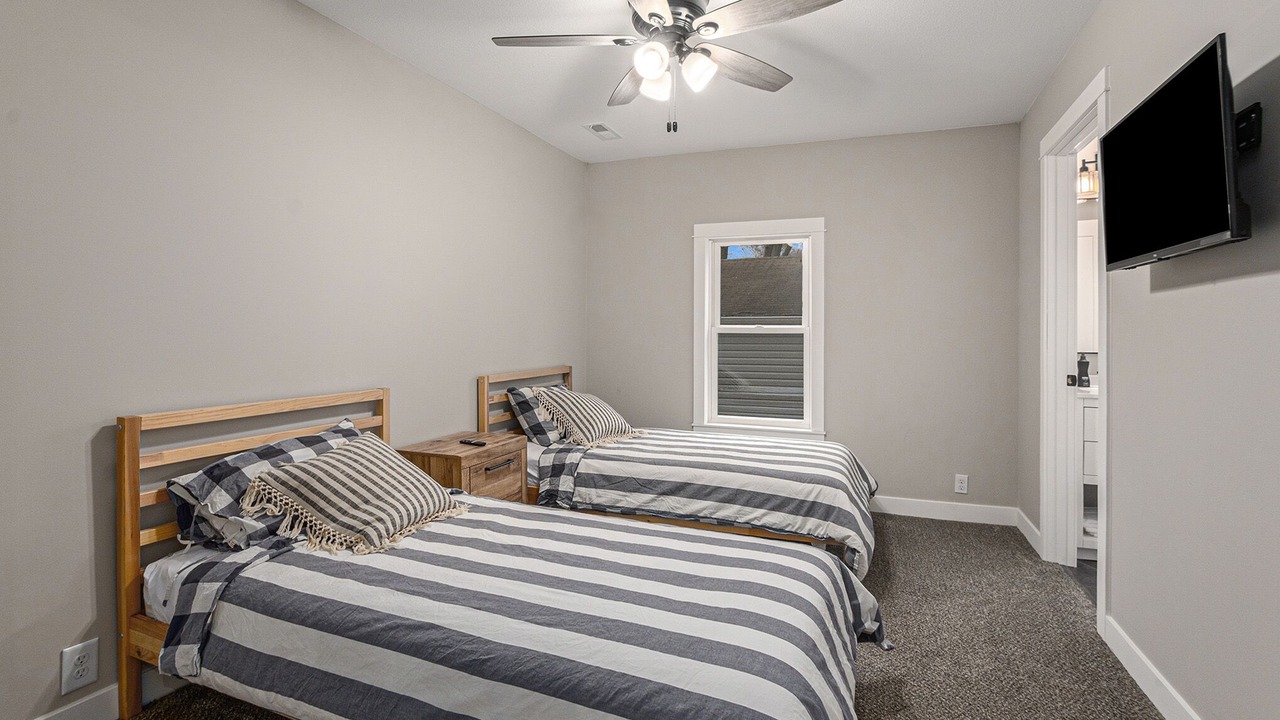 Photo of Bedroom in Smithville