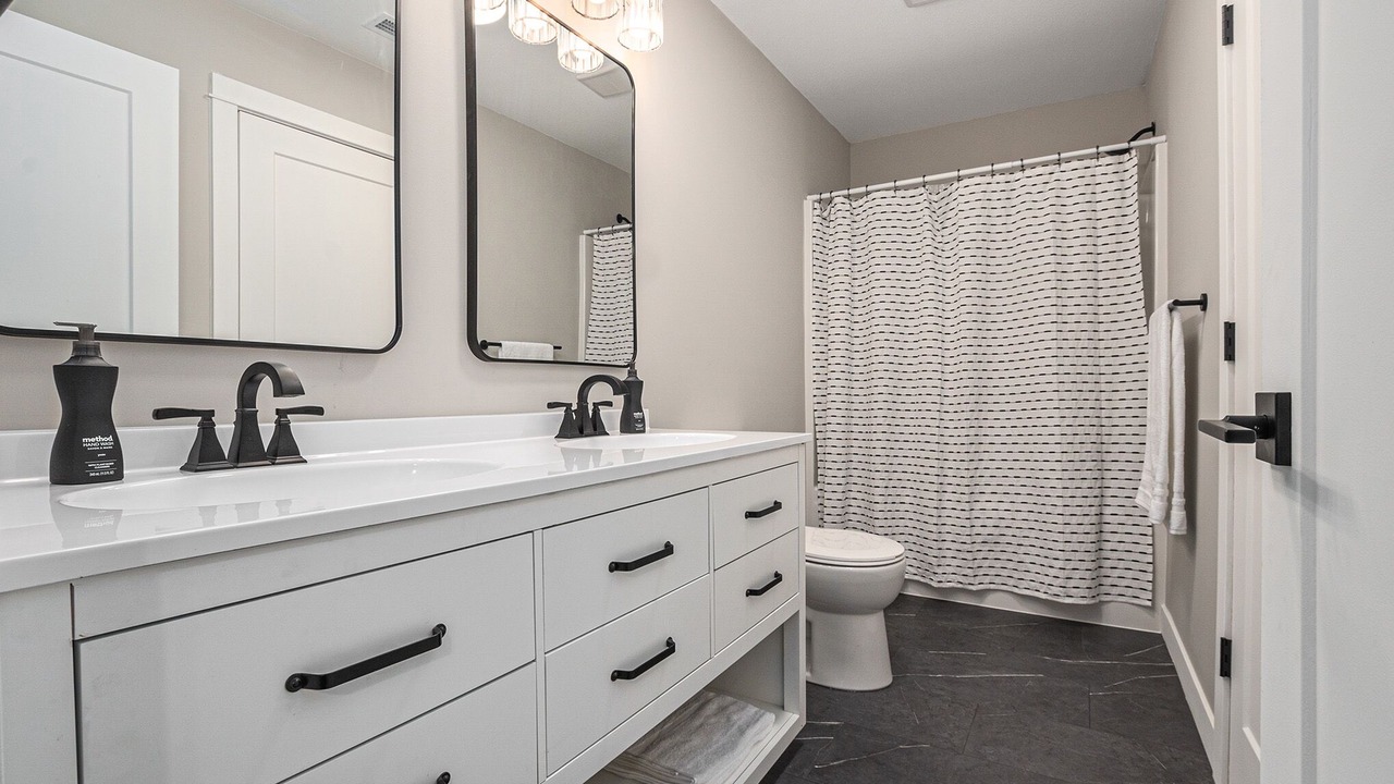 Photo of Bathroom in Smithville