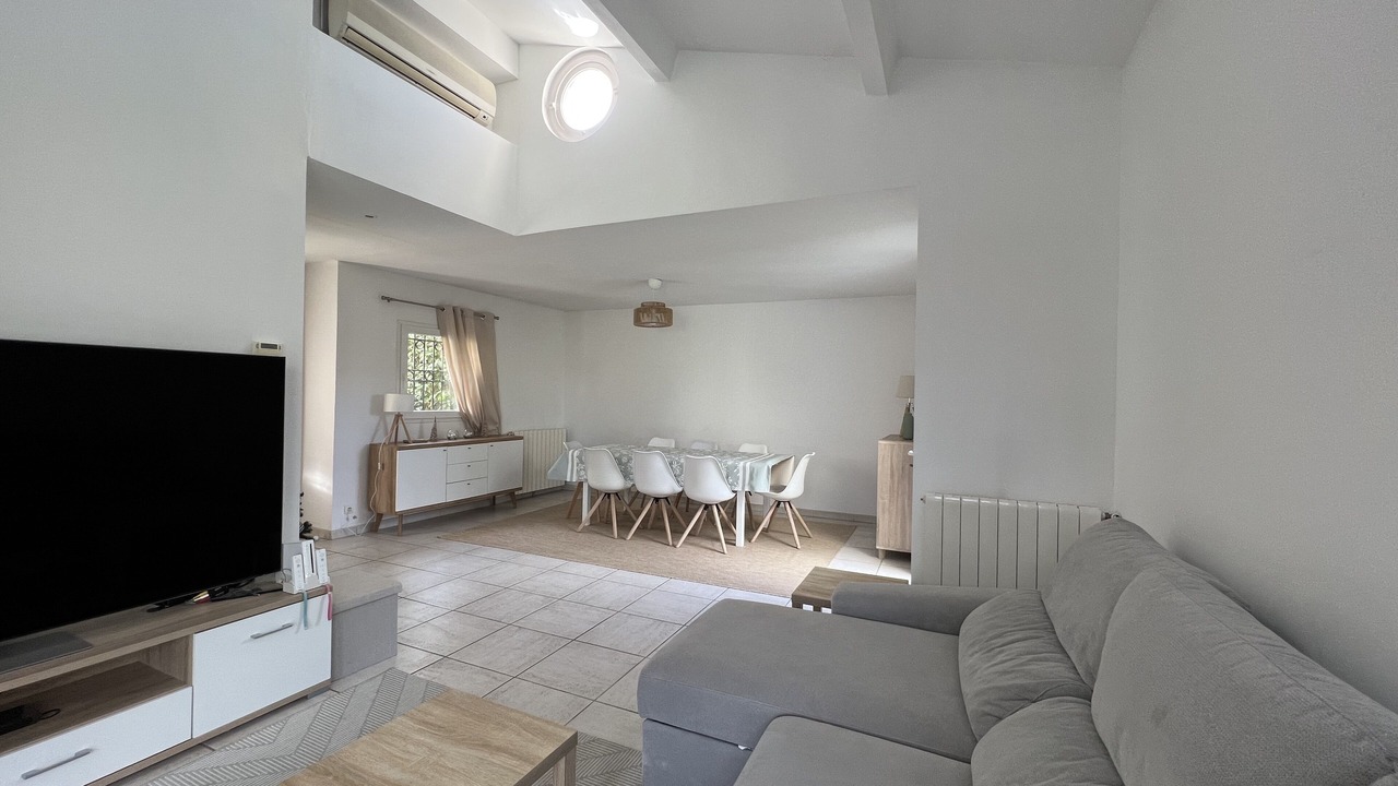 Photo of Livingroom in Saint-Martin-de-Valgalgues