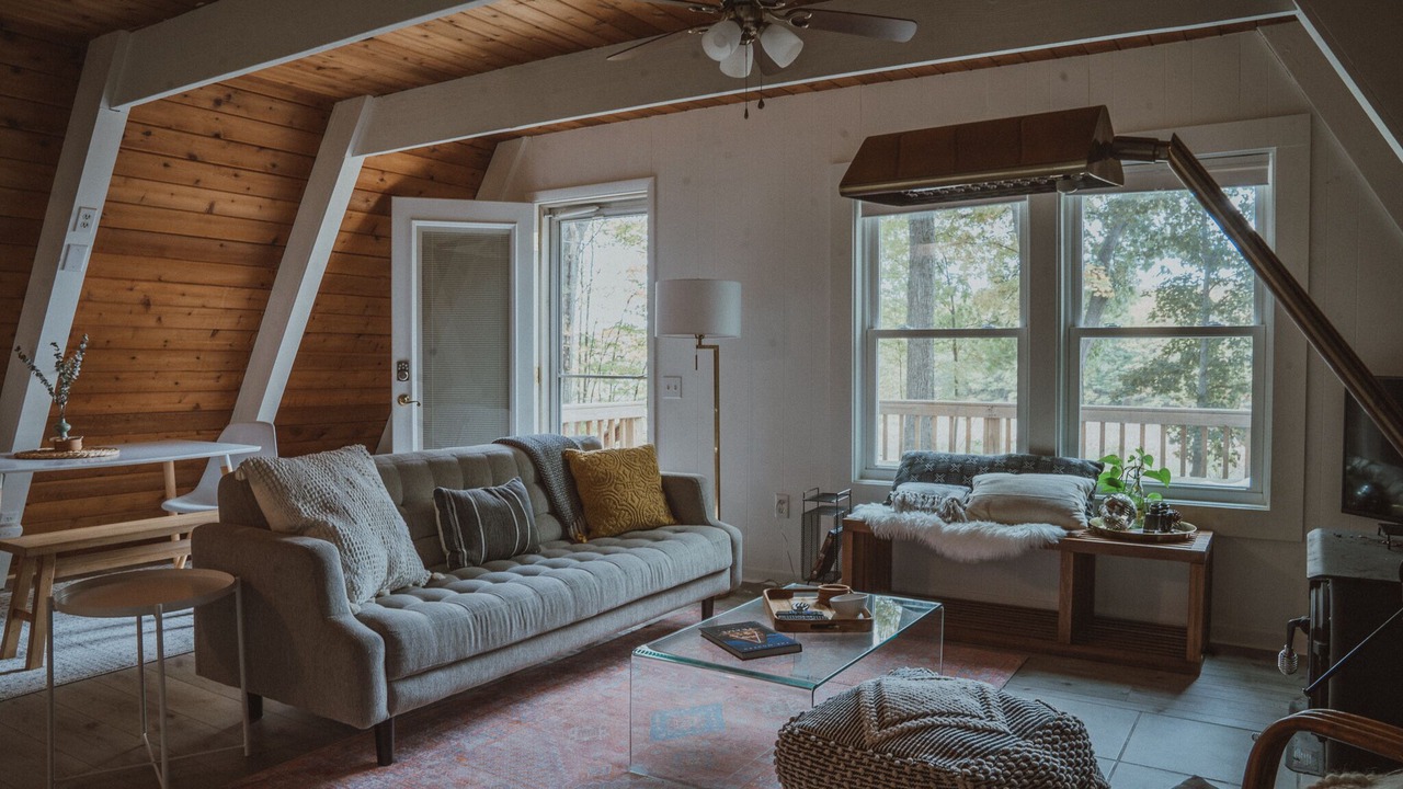 Photo of Livingroom in Harbor Springs