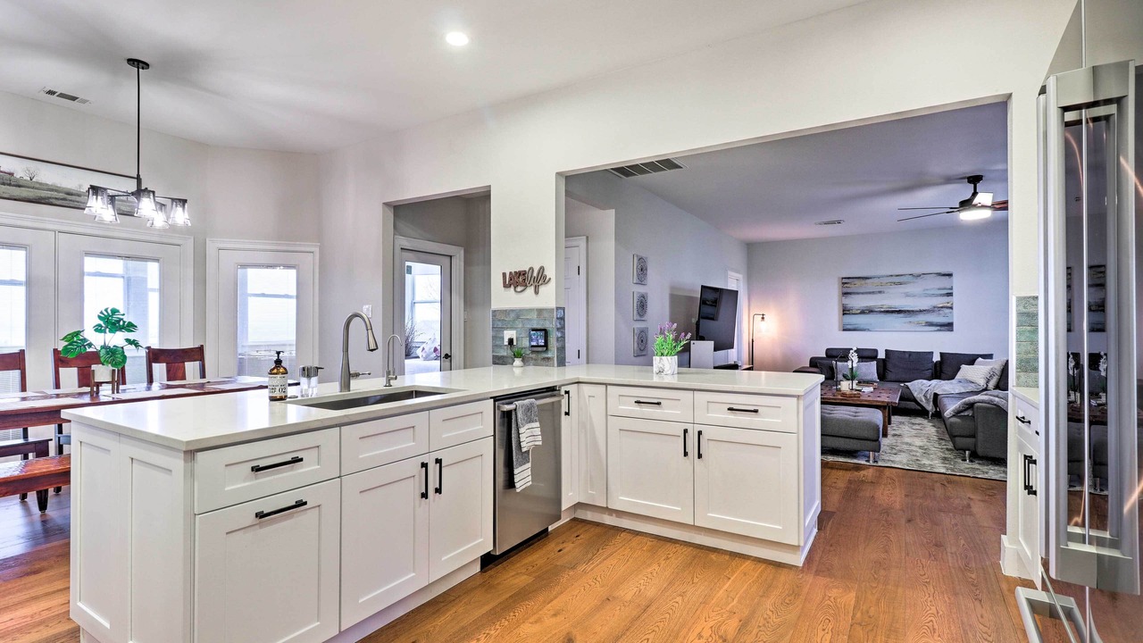 Photo of Kitchen in Granger