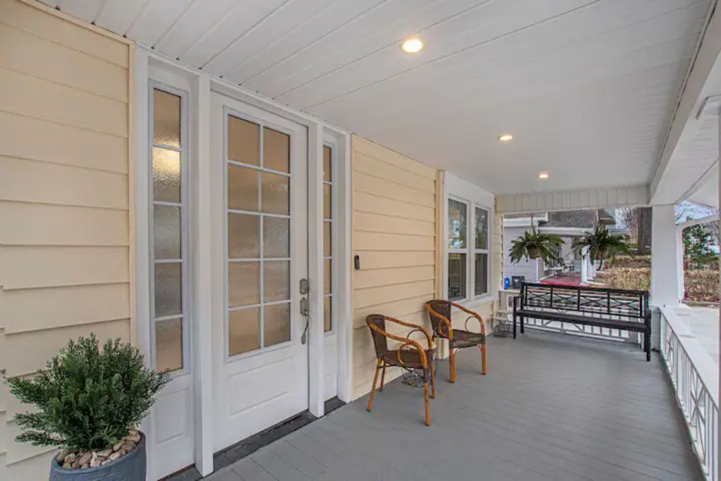 Photo of Patio Balcony in West Plaza