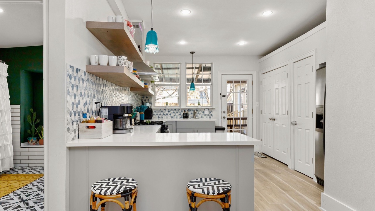 Photo of Others in Tobin Hill