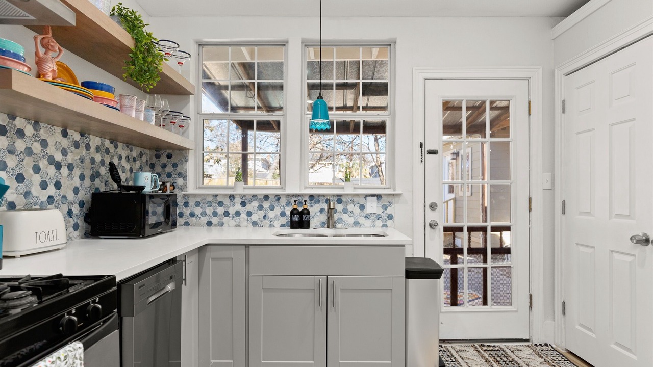 Photo of Others in Tobin Hill