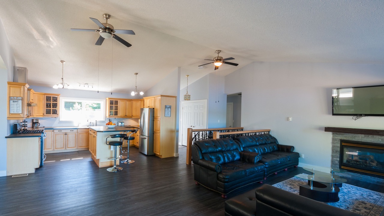 Photo of Livingroom in Dysart et al