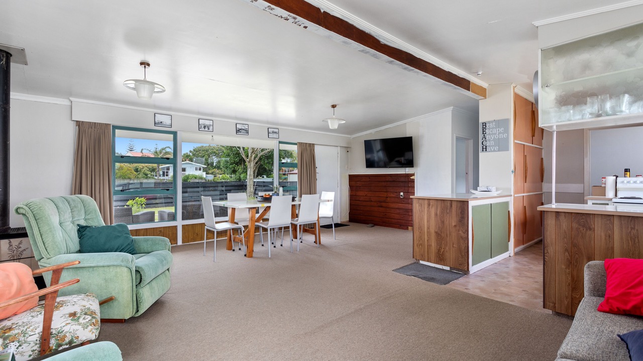 Photo of Livingroom in Ohope