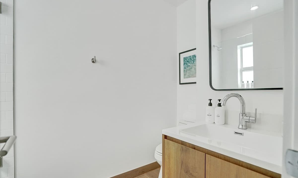 Photo of Bathroom in Lake Ridge