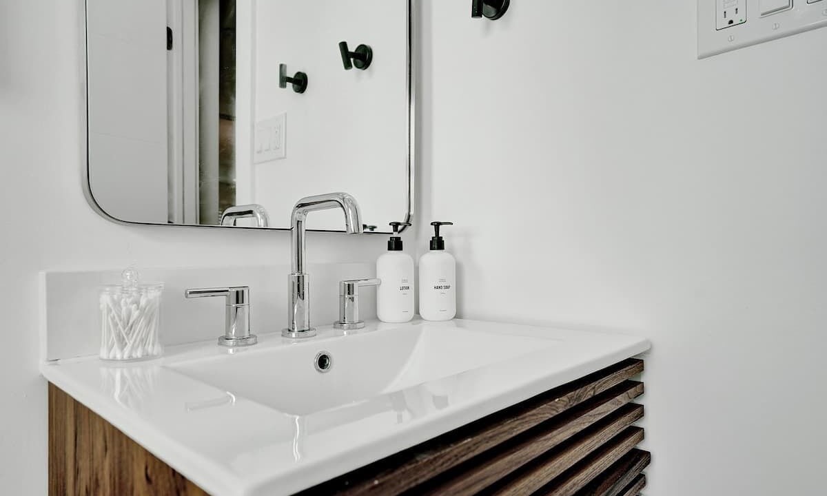 Photo of Bathroom in Lake Ridge