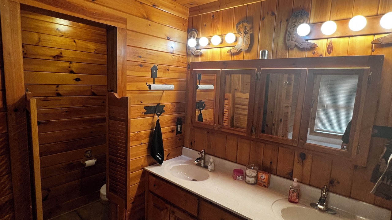 Photo of Bathroom in Conyers