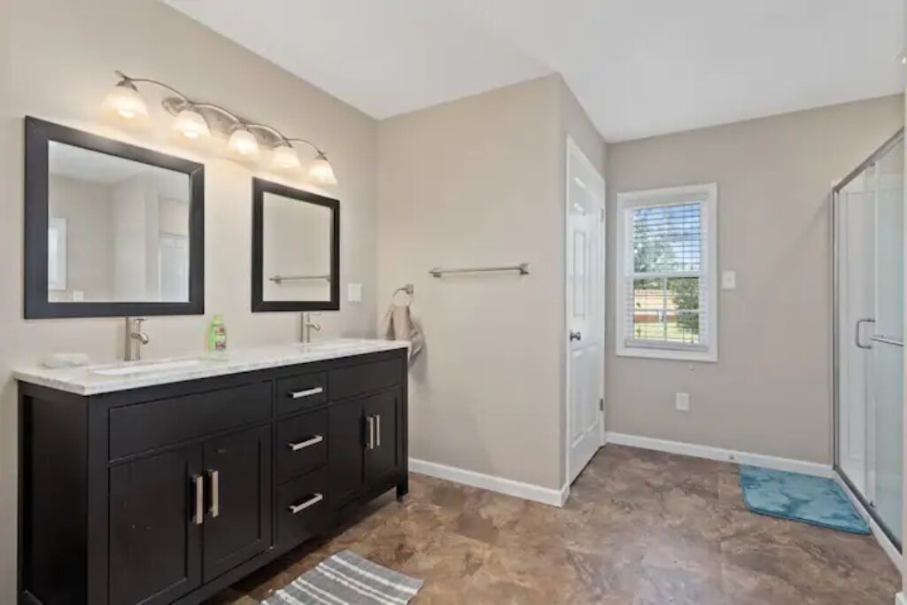 Photo of Bathroom in Sulphur